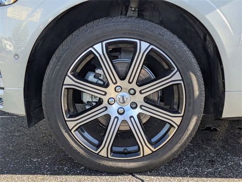 Used 2021 Volvo XC60 T5 Inscription w/ Advanced Package image 32