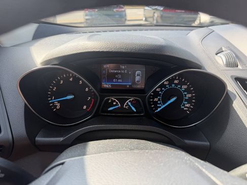 Used 2014 Ford Escape SE w/ Equipment Group 201A FWD image 9