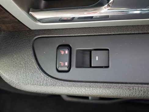 Used 2013 Ford F150 Platinum w/ Max Trailer Tow Pkg image 21