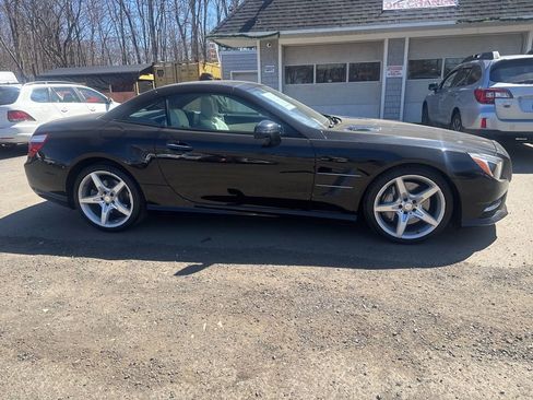 Used 2014 Mercedes-Benz SL 550 image 10
