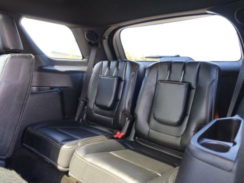 Used 2016 Ford Explorer Limited AWD/4WD image 28