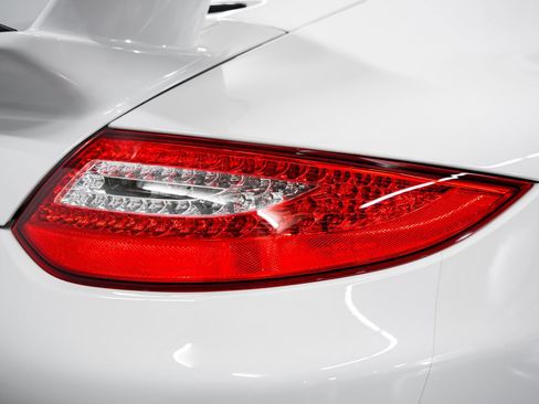 Used 2010 Porsche 911 GT3 RWD image 35