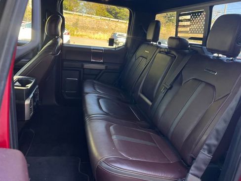 Used 2017 Ford F150 Platinum w/ Equipment Group 701A Luxury image 19