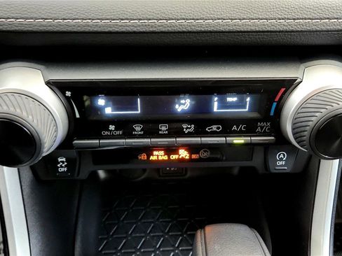 Used 2024 Toyota RAV4 LE image 30