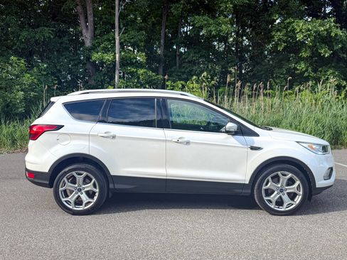 Used 2019 Ford Escape Titanium AWD/4WD image 7