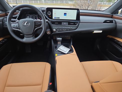 New 2025 Lexus ES 350 w/ Premium Package image 10