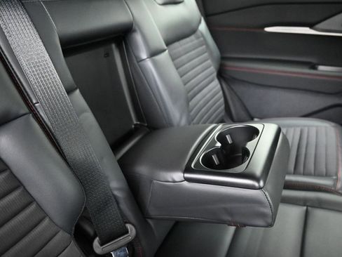 New 2026 Ford Explorer ST-Line w/ ST-Line Street Pack AWD/4WD image 28