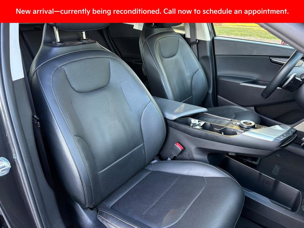 Certified 2022 Kia EV6 Wind RWD image 20