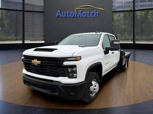 Used 2024 Chevrolet Silverado 3500 W/T w/ WT Convenience Package image 4
