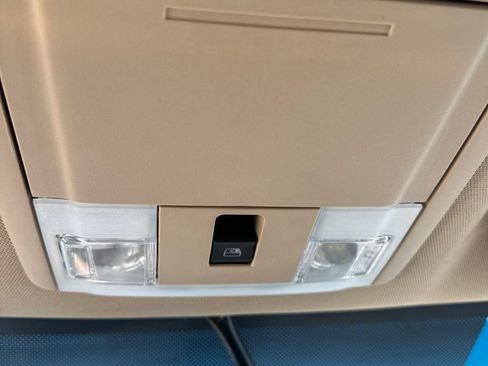 Used 2012 Ford F150 XLT w/ XLT Chrome Pkg AWD/4WD image 17
