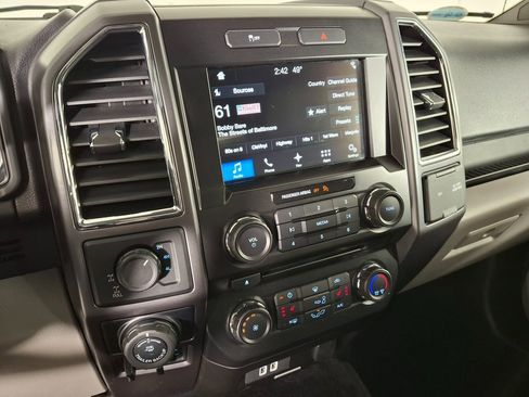 Used 2016 Ford F150 XLT w/ Equipment Group 302A Luxury image 17