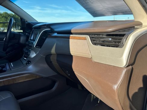 Used 2019 GMC Yukon Denali w/ Denali Ultimate Package image 22