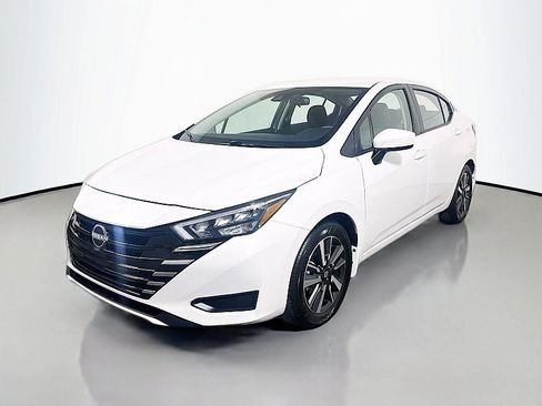 Certified 2025 Nissan Versa SV w/ Trunk Package FWD image 3