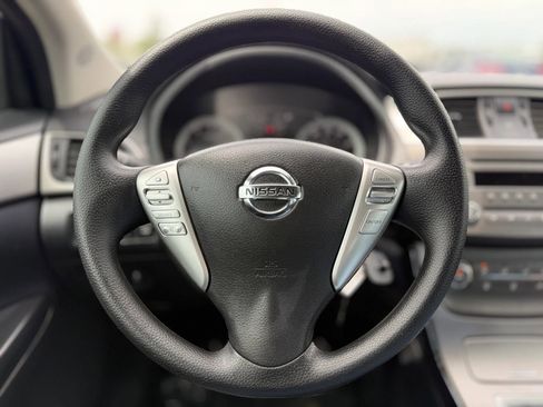 Used 2014 Nissan Sentra SV FWD image 24