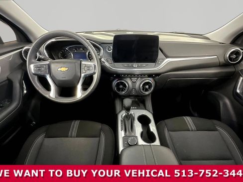 Used 2024 Chevrolet Blazer LT w/ Convenience Package FWD image 7