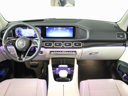 Certified 2026 Mercedes-Benz GLE 450 4MATIC image 16