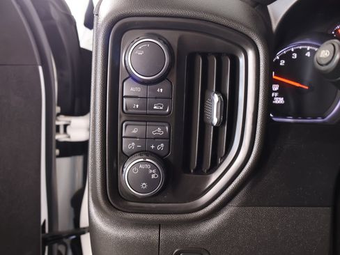 Used 2023 Chevrolet Silverado 1500 W/T w/ WT Safety Package AWD/4WD image 7