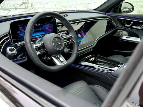 Used 2026 Mercedes-Benz E 53 AMG 4MATIC Sedan image 14