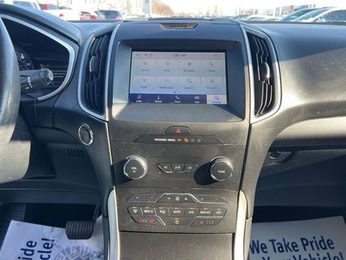 Used 2020 Ford Edge SEL image 16