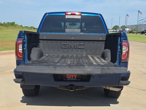 Used 2018 GMC Sierra 1500 SLT AWD/4WD image 12