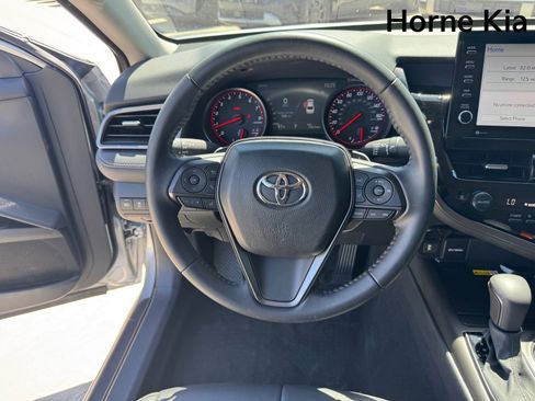 Used 2024 Toyota Camry XSE FWD image 15