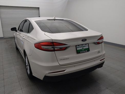 Used 2020 Ford Fusion SE image 6