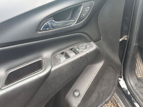 Used 2018 Chevrolet Equinox LT AWD/4WD image 15