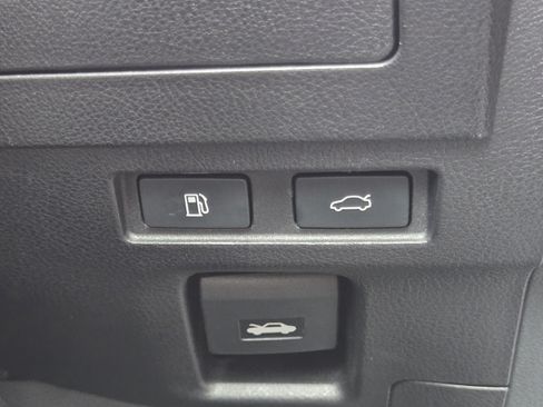 Used 2020 Lexus ES 300h w/ Premium Package FWD image 19