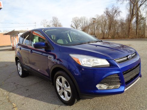 Used 2014 Ford Escape SE image 3