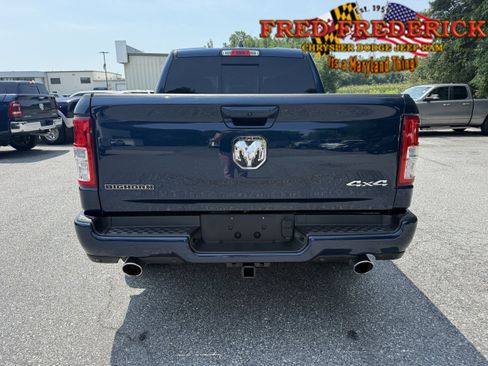 Used 2022 RAM 1500 Big Horn AWD/4WD image 6