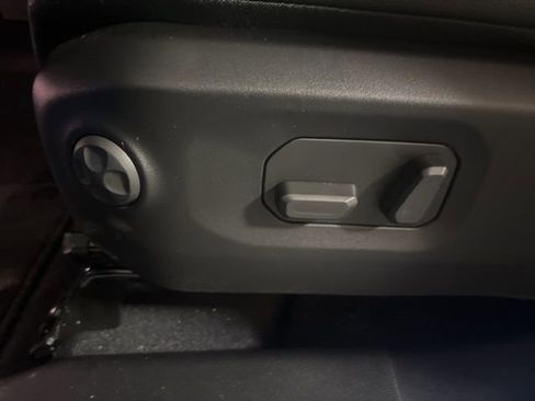 New 2026 Jeep Gladiator Sport image 12