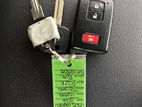 Used 2016 Toyota Tacoma TRD Sport image 30