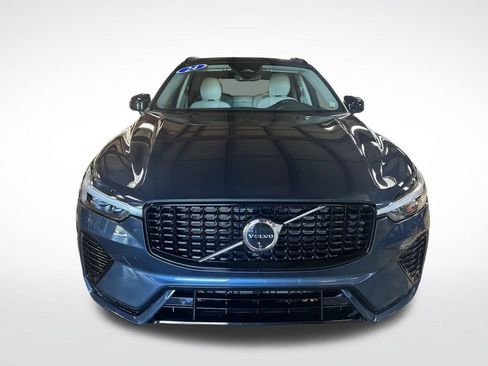 Used 2024 Volvo XC60 B5 Plus w/ Climate Package AWD/4WD image 9