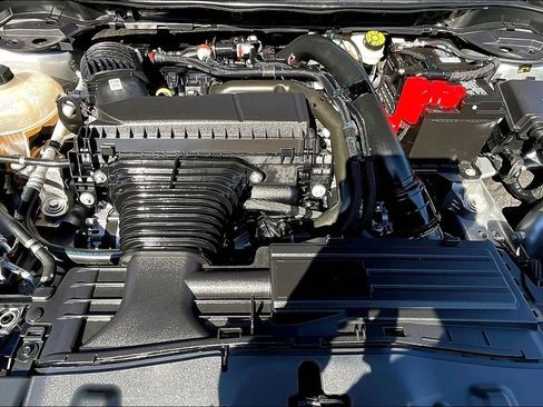 Certified 2023 Lincoln Corsair Reserve w/ Equipment Group 202A image 10