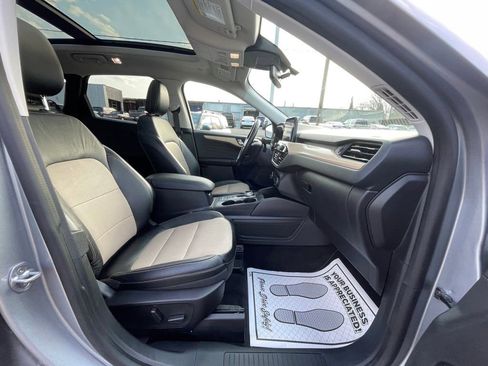 Used 2022 Ford Escape Titanium w/ Titanium Elite Package image 24