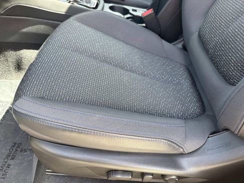 Used 2025 Subaru Forester Premium w/ Convenience Package #1 image 25