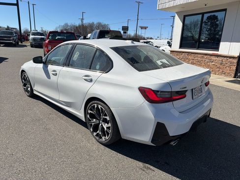 Used 2025 BMW 330i xDrive Sedan w/ M Sport Package image 6