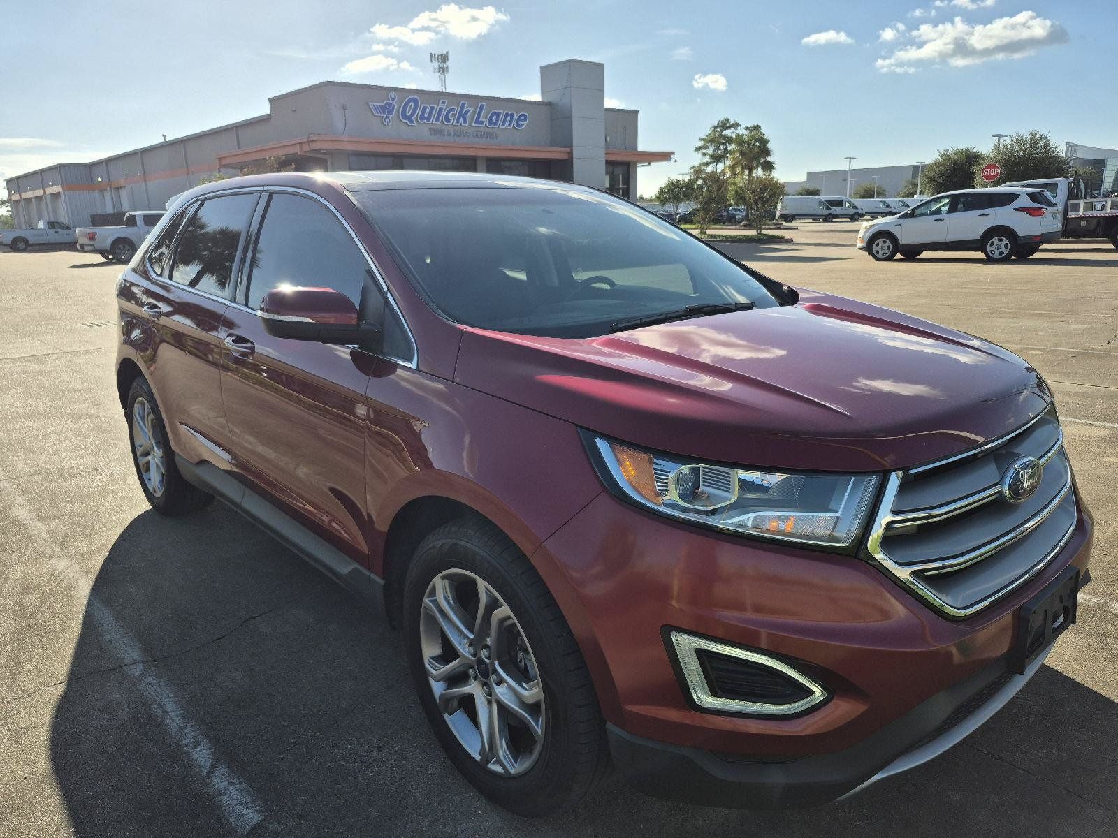 Used 2016 Ford Edge Titanium w/ Equipment Group 301A FWD image 3