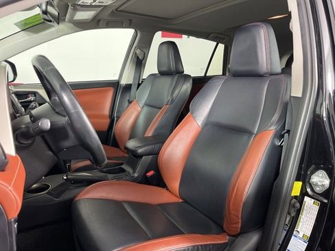 Used 2014 Toyota RAV4 Limited image 4