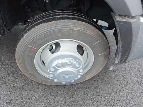 New 2026 RAM 5500 Tradesman image 25