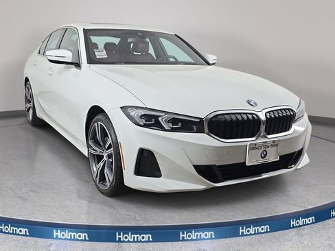 Used 2024 BMW 330i xDrive Sedan w/ Premium Package AWD/4WD image 3