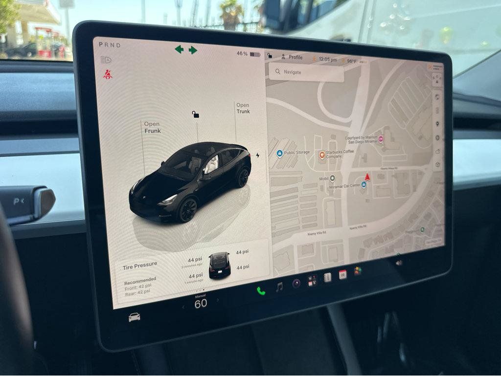 Used 2023 Tesla Model Y Long Range AWD/4WD image 5