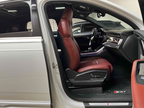 Used 2022 Audi SQ7 Prestige w/ Prestige Package AWD/4WD image 11