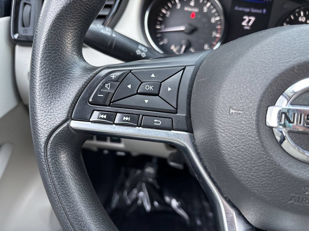 Used 2019 Nissan Rogue Sport SV AWD/4WD image 16