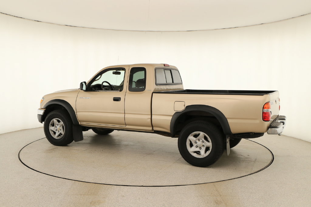 Used 2004 Toyota Tacoma PreRunner w/ Convenience Pkg RWD image 3