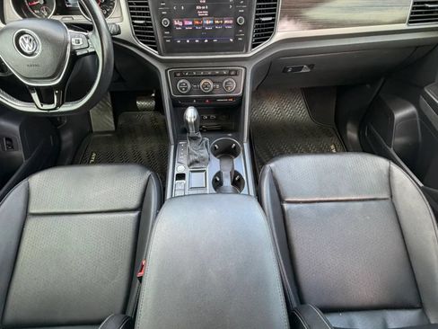 Used 2019 Volkswagen Atlas SE FWD image 13