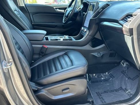 Certified 2024 Ford Edge SEL w/ Convenience Package AWD/4WD image 13