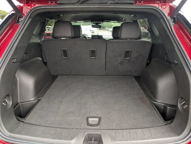 Used 2025 Chevrolet Blazer RS FWD image 24