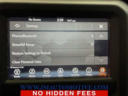 Used 2019 Jeep Wrangler Unlimited Sahara w/ Cold Weather Group AWD/4WD image 32