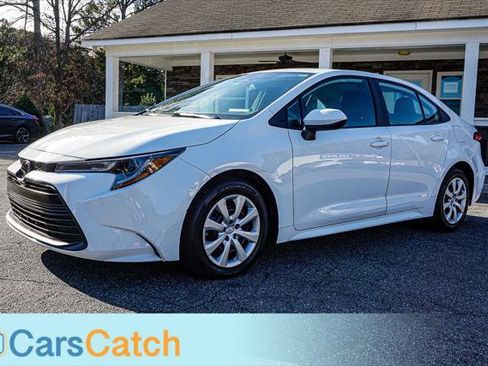 Used 2023 Toyota Corolla LE image 12